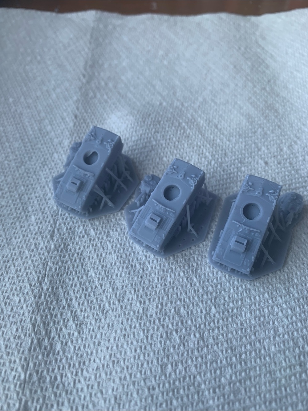 Grey Resin USA LVTH 6A1 x3 1/285 Scale Modern Tanks etc On Sprue